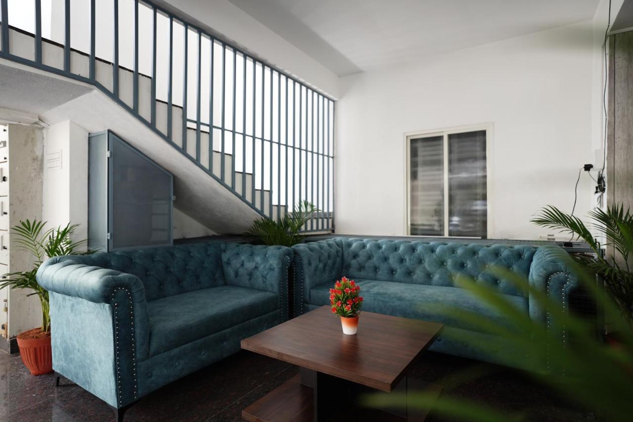 Castle Suites By Haven Homes, Kempegowda International Airport Road Бангалор Экстерьер фото